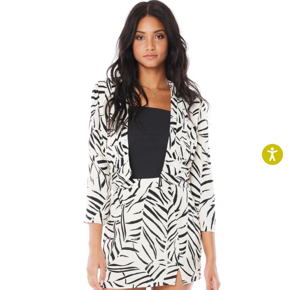 SALTWATERLUXE Crop Retro Adley Jacket Size small BEAND NEW W/ TAGS
